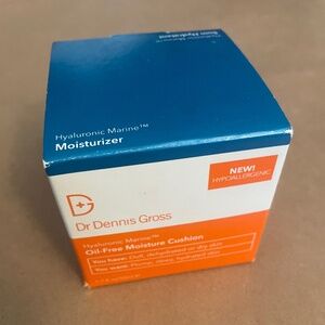New in Box - Dr. Dennis Gross Hyaluronic Marine Oil Free Moisture Cushion